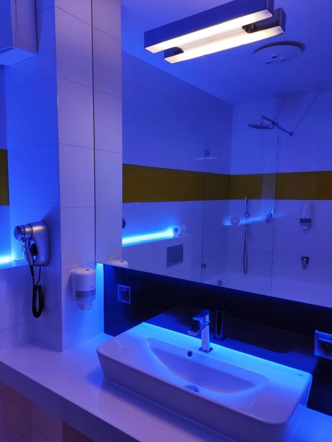 La Petite Apartments Gdańsk Extérieur photo